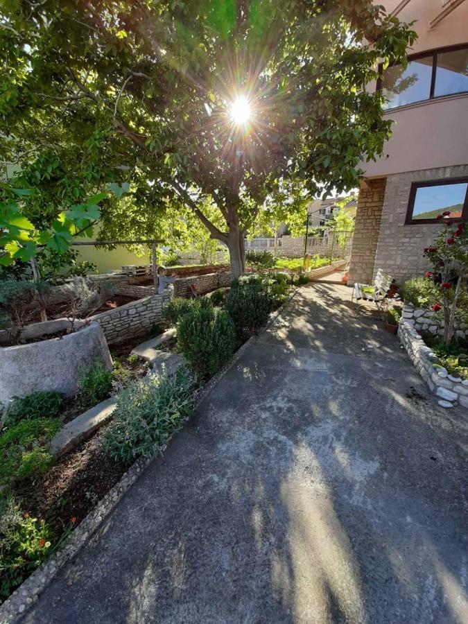 Apartments Renato Muzic Cres Kültér fotó